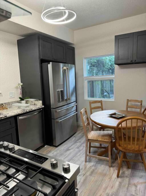 Apartmán Bumblebee House Oakland Exteriér fotografie
